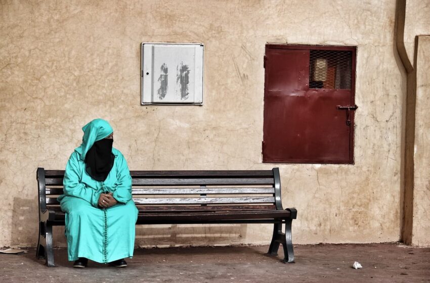  Femeile fără rudă apropiată sunt interzise în cafenele: talibanii