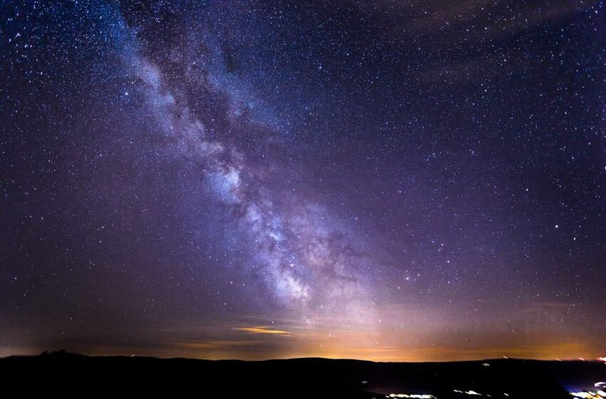  De ce vedem „cerul” ziua, dar galaxia noaptea?