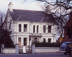  Curtea va audia acuzațiile de abuz ale lui Mountbatten la domiciliul din Belfast |