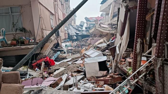  Cutremur puternic cu magnitudinea de 7,8 Ã®n Turcia È™i Siria