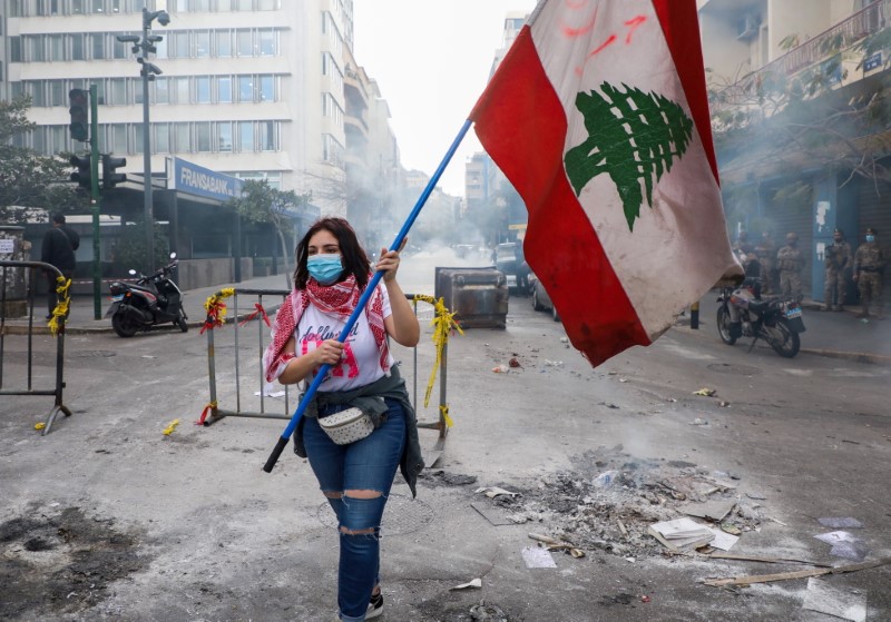  Stat eșuat — Băncile libaneze fură banii cititorilor |
